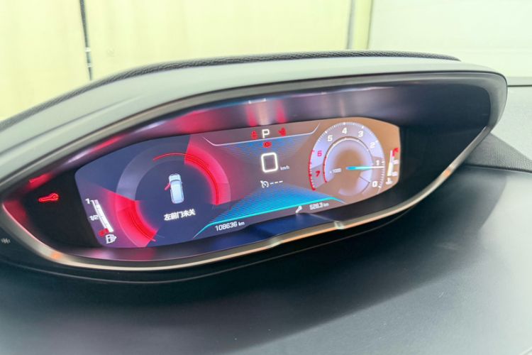 Used Peugeot 5008 2019 380THP 5-Seater Elite Edition Odometer Close Up