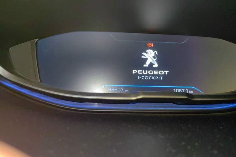 Used Peugeot 5008 2019 350THP 7-Seater Elite Edition Odometer Close Up