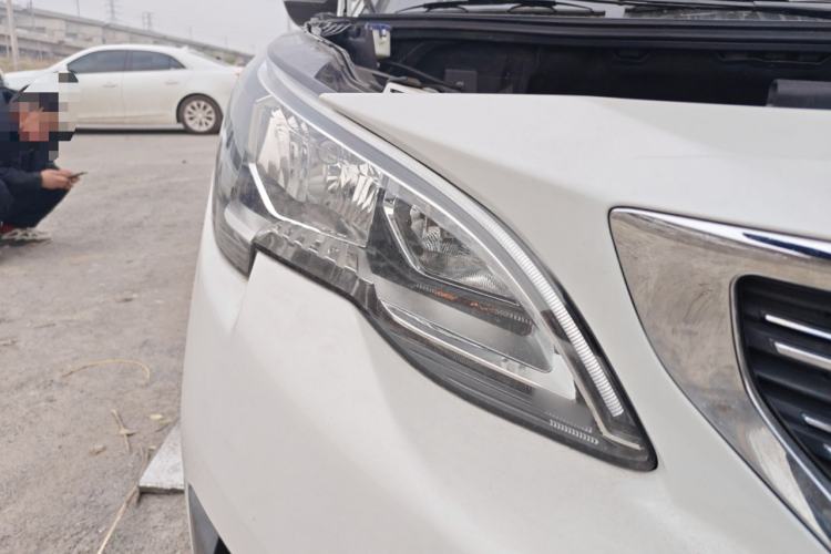 Used Peugeot 5008 2019 360THP 5-Seater Leading Edition Right Front Headlight