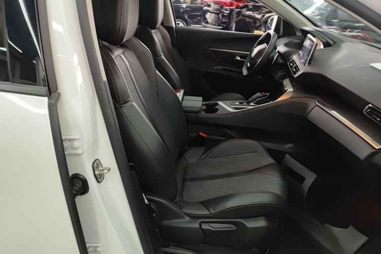 Used Peugeot 5008 2019 350THP 5-seat Elite Edition Right Front Seat