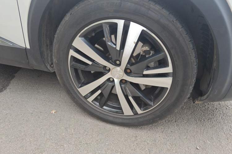 Used Peugeot 5008 2019 380THP 5-Seater Elite Edition Right Front Wheel Hub