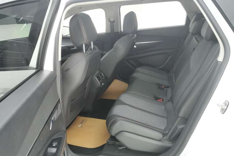 Used Peugeot 5008 2019 350THP 5-seat Elite Edition Right Rear Seat