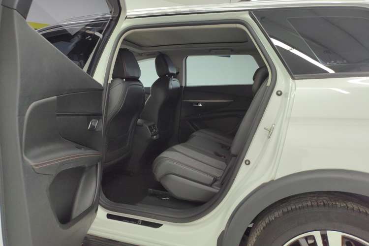Used Peugeot 5008 2019 360THP 7-Seater Flagship Edition Right Rear Seat