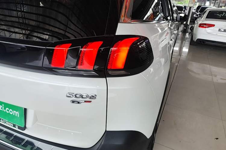 Used Peugeot 5008 2019 380THP 7-Seater Luxury GT Edition Right Rear Taillight