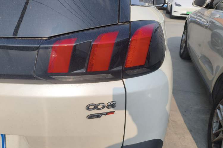 Used Peugeot 5008 2019 380THP 7-Seater Luxury GT Edition Right Rear Taillight