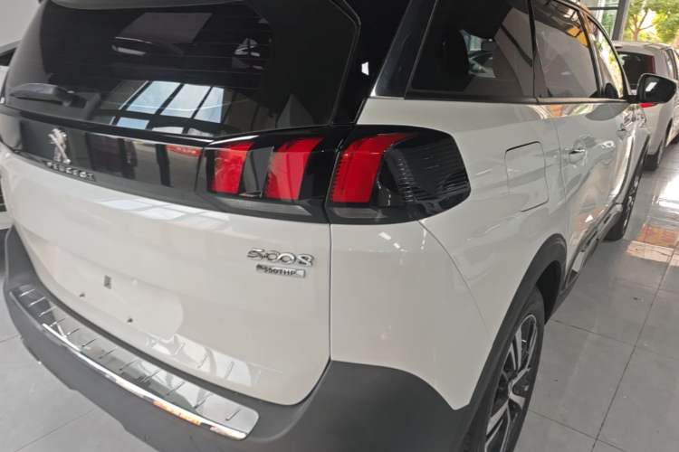 Used Peugeot 5008 2019 350THP 5-seat Elite Edition Right Rear Taillight
