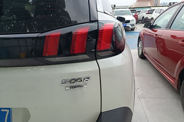 Used Peugeot 5008 2019 350THP 7-Seater Elite Edition Right Rear Taillight