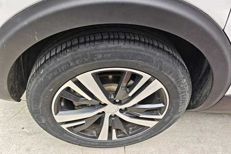 Used Peugeot 5008 2019 Revised Version 360THP 5-Seater Elite Edition Right Rear Wheel Hub