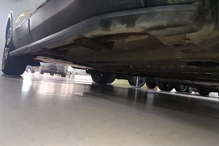 Used Peugeot 5008 2019 380THP 5-Seater Elite Edition Right Side Sill