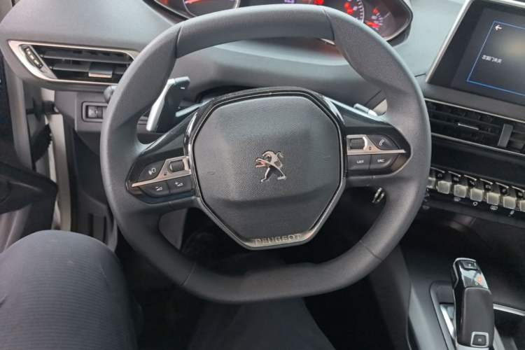 Used Peugeot 5008 2019 Revised 360THP 5-Seater Leading Edition Steering Wheel