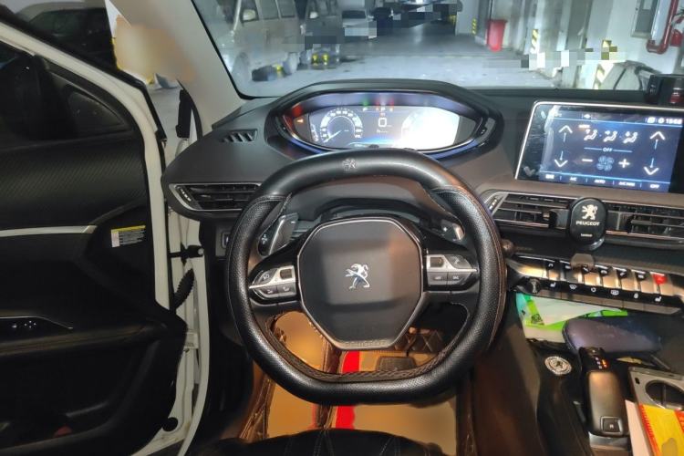 Used Peugeot 5008 2019 380THP 7-Seater Elite Edition Steering Wheel