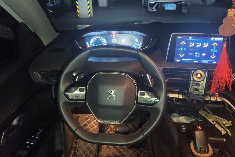 Used Peugeot 5008 2019 350THP 7-Seater Elite Edition Steering Wheel