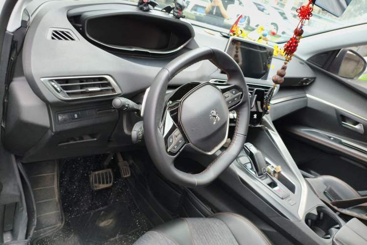 Used Peugeot 5008 2019 350THP 7-Seater Elite Edition Steering Wheel