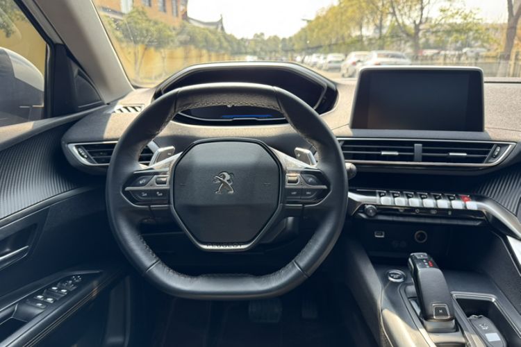 Used Peugeot 5008 2019 380THP 5-Seater Elite Edition Steering Wheel