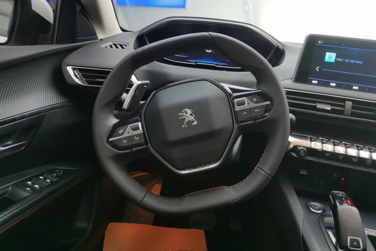 Used Peugeot 5008 2019 350THP 5-seat Elite Edition Steering Wheel