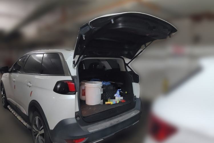 Used Peugeot 5008 2019 380THP 7-Seater Elite Edition Trunk