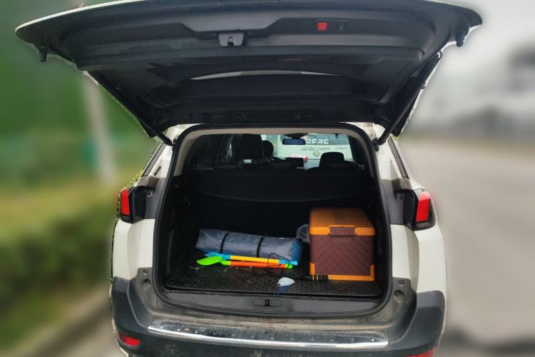 Used Peugeot 5008 2019 400THP 7-Seater Flagship Luxury Edition Trunk