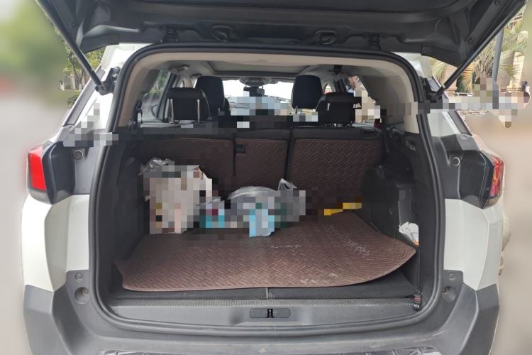 Used Peugeot 5008 2019 380THP 5-Seater Elite Edition Trunk