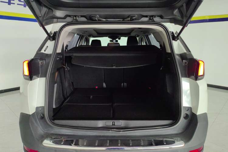 Used Peugeot 5008 2019 360THP 7-Seater Flagship Edition Trunk