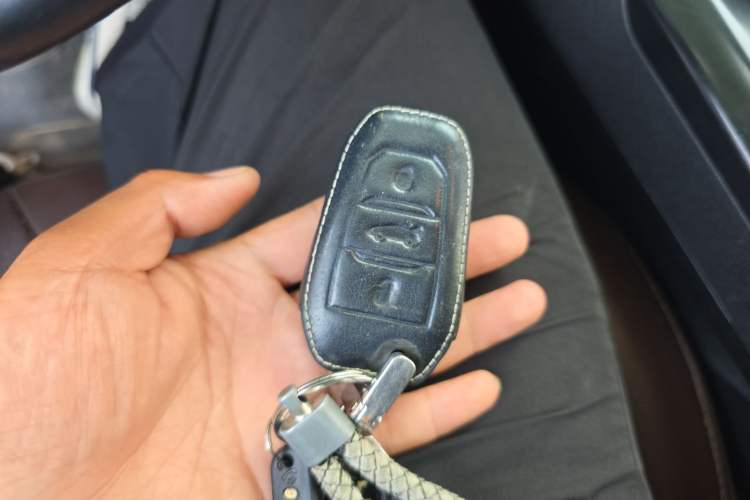 Used Peugeot 5008 2019 350THP 7-Seater Elite Edition Vehicle Key