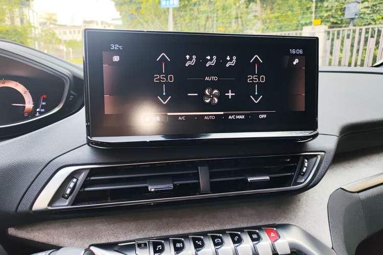 Used Peugeot 5008 2021 400THP 7-Seater Flagship GT Edition Audio And AC Panel