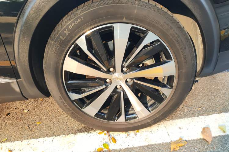 Used Peugeot 5008 2021 400THP 7-Seater Flagship GT Edition Right Front Wheel Hub