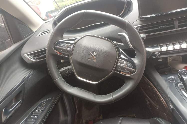 Used Peugeot 5008 2021 360THP 5-Seater Strength Edition Steering Wheel