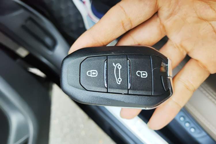Used Peugeot 5008 2021 400THP 7-Seater Flagship GT Edition Vehicle Key