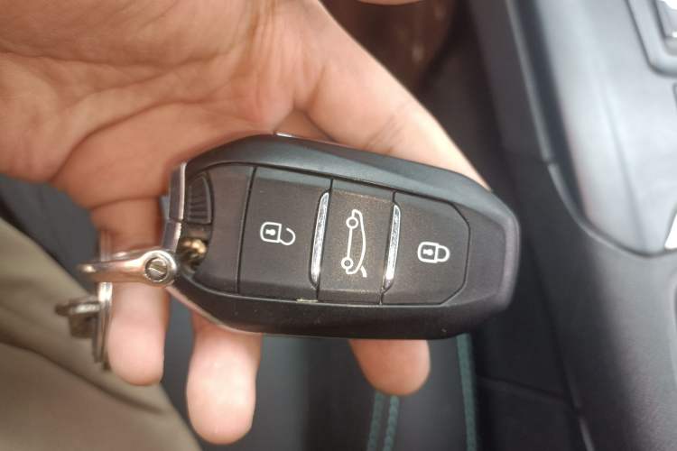 Used Peugeot 5008 2021 360THP 5-Seater Strength Edition Vehicle Key