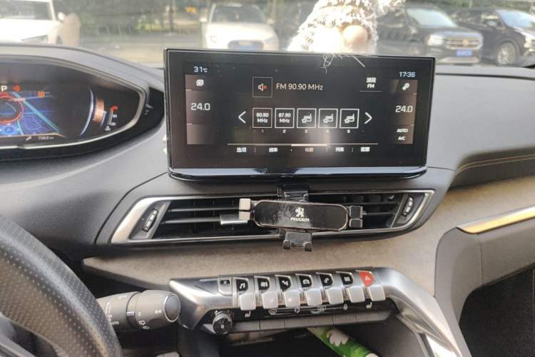 Used Peugeot 5008 2021 400THP 7-Seater Flagship GT Edition Audio And AC Panel