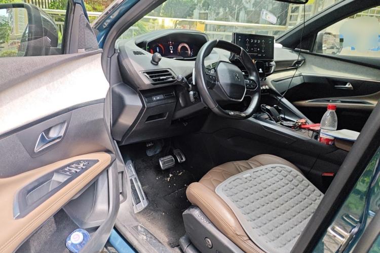 Used Peugeot 5008 2021 400THP 7-Seater Flagship GT Edition Driver Seat
