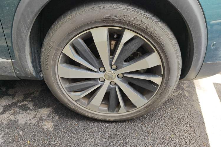 Used Peugeot 5008 2021 400THP 7-Seater Flagship GT Edition Right Front Wheel Hub
