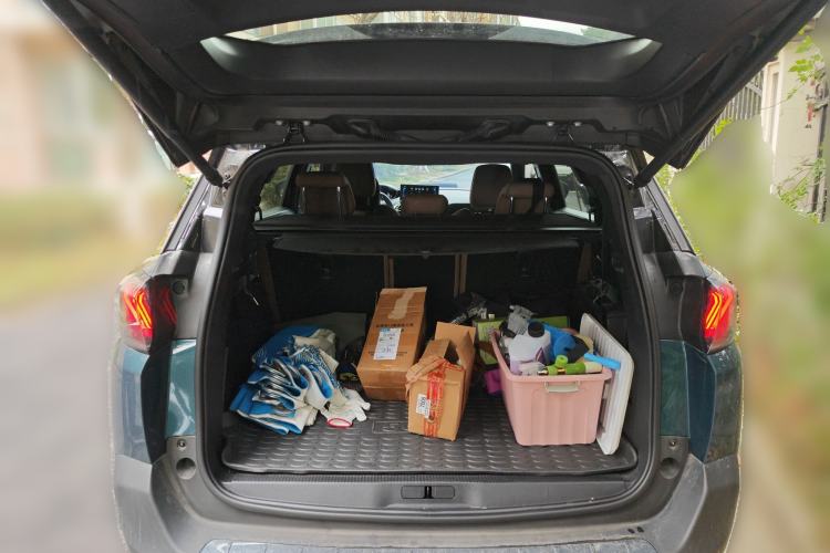 Used Peugeot 5008 2021 400THP 7-Seater Flagship GT Edition Trunk