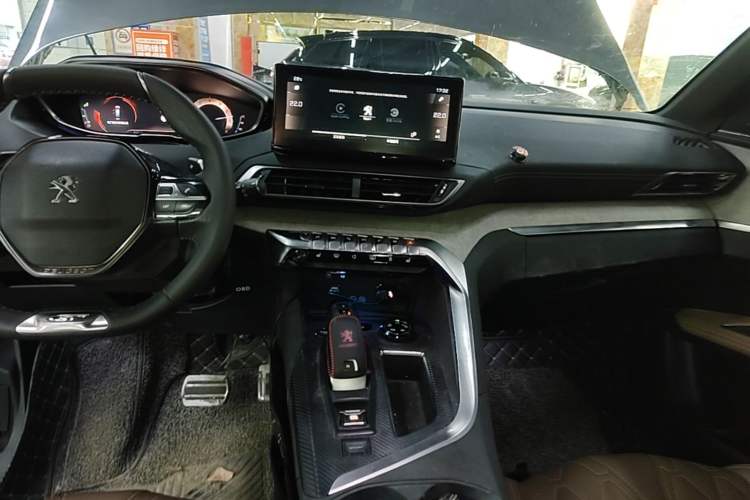 Used Peugeot 5008 2021 400THP 7-Seater Flagship GT Edition Audio And AC Panel