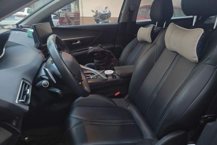 Used Peugeot 5008 2021 360THP 7-Seater Power Edition Left Front Seat
