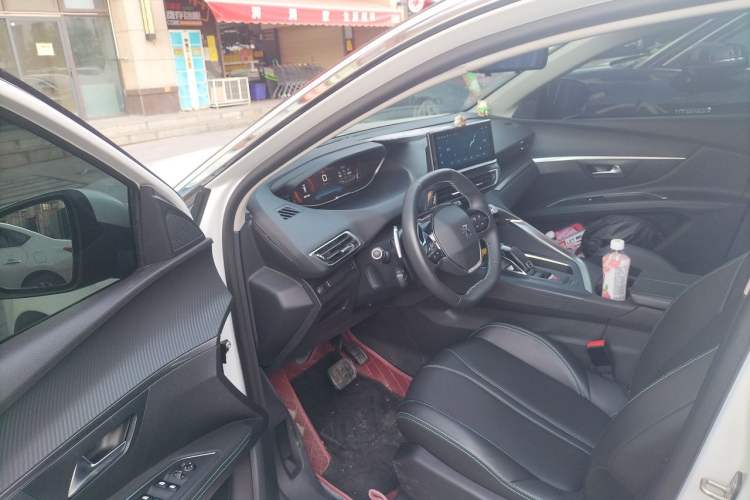 Used Peugeot 5008 2021 360THP 5-Seater Strength Edition Driver Seat