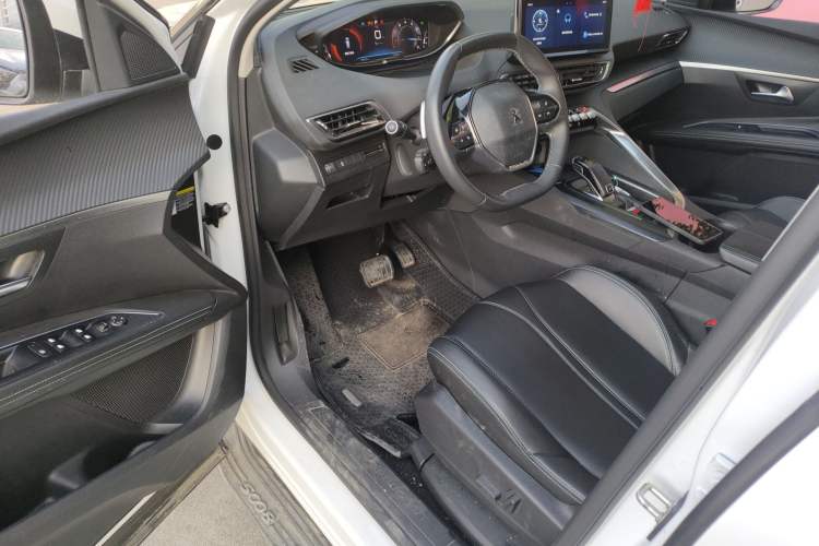 Used Peugeot 5008 2021 400THP 5-Seater Power Edition Driver Seat