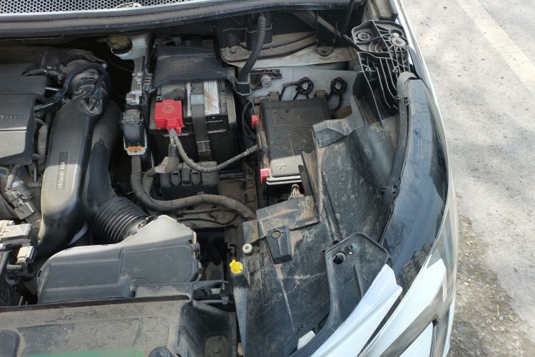 Used Peugeot 5008 2021 360THP 5-Seater Strength Edition Engine Bay Left