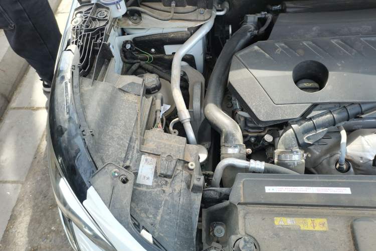 Used Peugeot 5008 2021 360THP 5-Seater Strength Edition Engine Bay Right