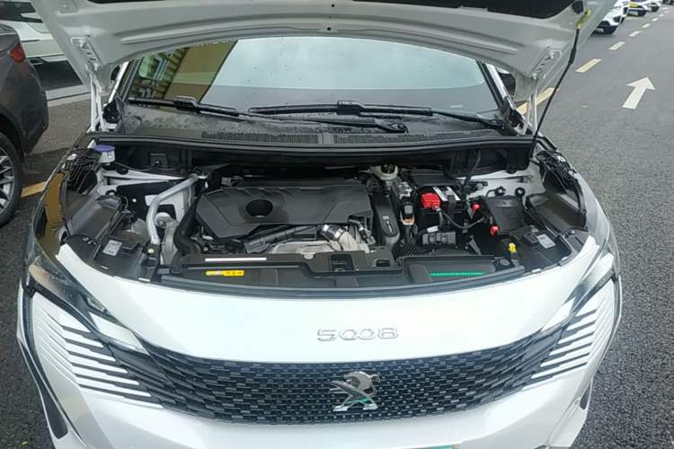 Used Peugeot 5008 2021 360THP 5-Seater Strength Edition Engine Bay
