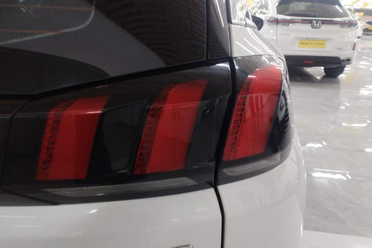 Used Peugeot 5008 2021 360THP 5-Seater Strength Edition Exterior 3