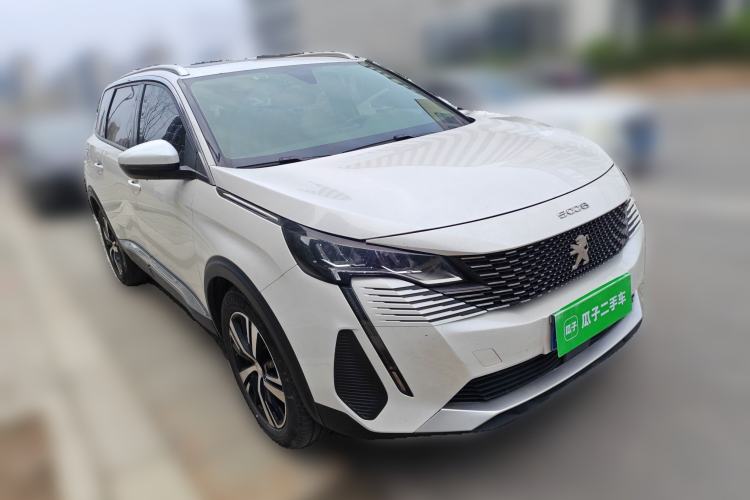 Used Peugeot 5008 2021 400THP 7-Seater Powerful Edition Front Right 45 Deg