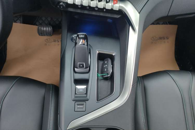 Used Peugeot 5008 2021 360THP 5-Seater Strength Edition Gear Lever
