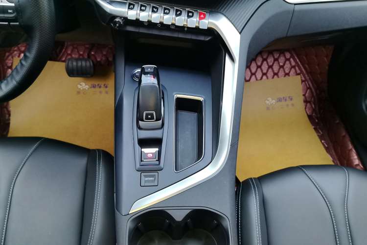 Used Peugeot 5008 2021 360THP 5-Seater Strength Edition Gear Lever