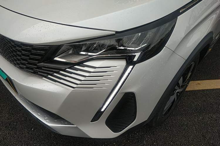 Used Peugeot 5008 2021 360THP 5-Seater Strength Edition Left Front Headlight