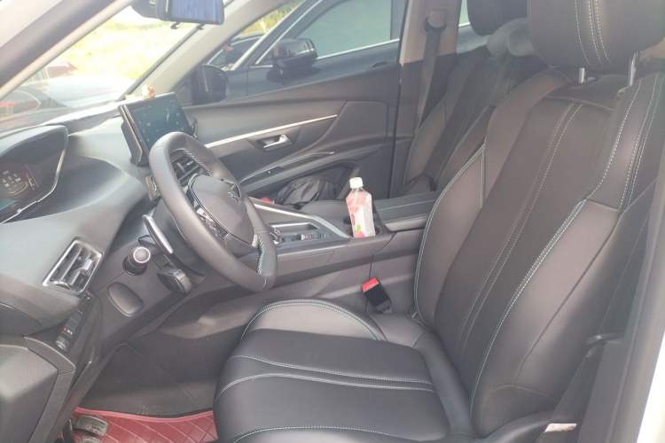 Used Peugeot 5008 2021 360THP 5-Seater Strength Edition Left Front Seat