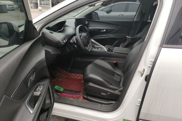 Used Peugeot 5008 2021 360THP 5-Seater Strength Edition Left Front Seat