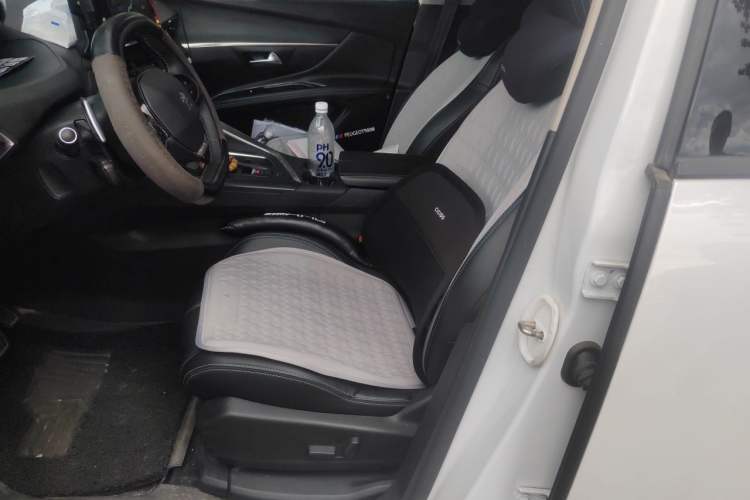 Used Peugeot 5008 2021 360THP 5-Seater Strength Edition Left Front Seat