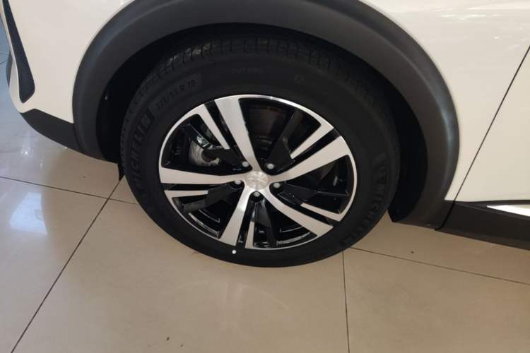 Used Peugeot 5008 2021 400THP 7-Seater Luxury Edition Left Front Wheel Hub