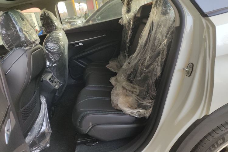 Used Peugeot 5008 2021 360THP 5-Seater Strength Edition Left Rear Seat